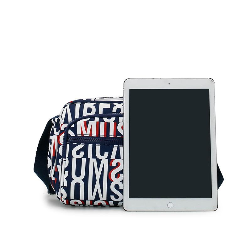 Women's Bag New Korean Version of Ladies' Cross Body Bag Multi Layer Large Capacity Cross Body Bag for Middle Aged Mothers.