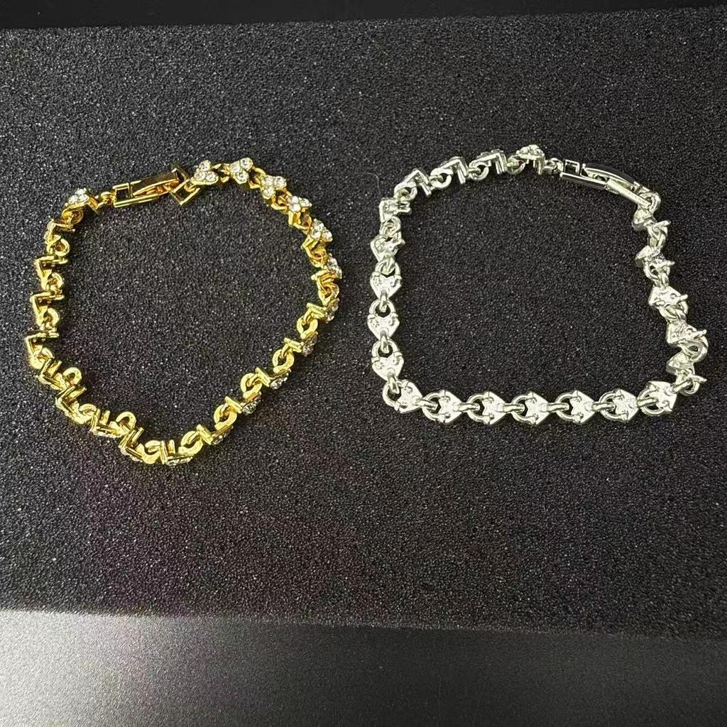 2-piece Ladies' Bracelet Set, Gold and Silver Two-tone Heart-shaped Bracelets, Minimalist Style, Halloween Gift, Birthday Gift