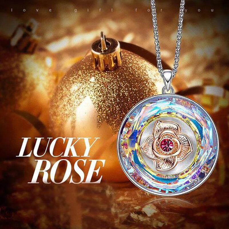 

Fashionable Round Gorgeous Pendant Necklace