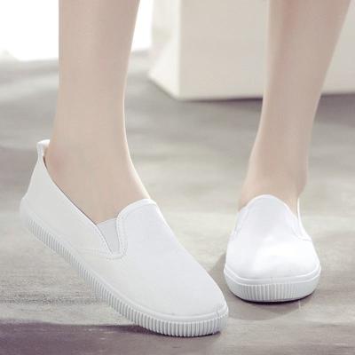 Nuove scarpe da infermiera bianche 2024: Vecchie scarpe in tessuto di Pechino per donna, scarpe di bellezza abbinabili per primavera/autunno con suola morbida antiscivolo.