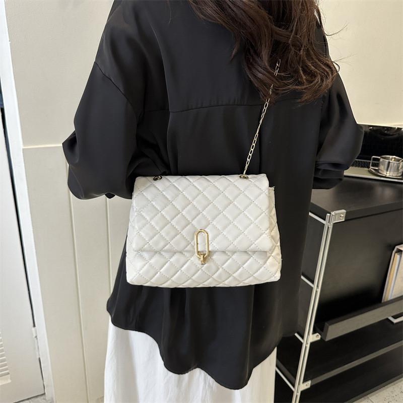 Chic Fashionable Retro Crossbody Bag Summer 2023 Stylish Simple Shoulder Bag