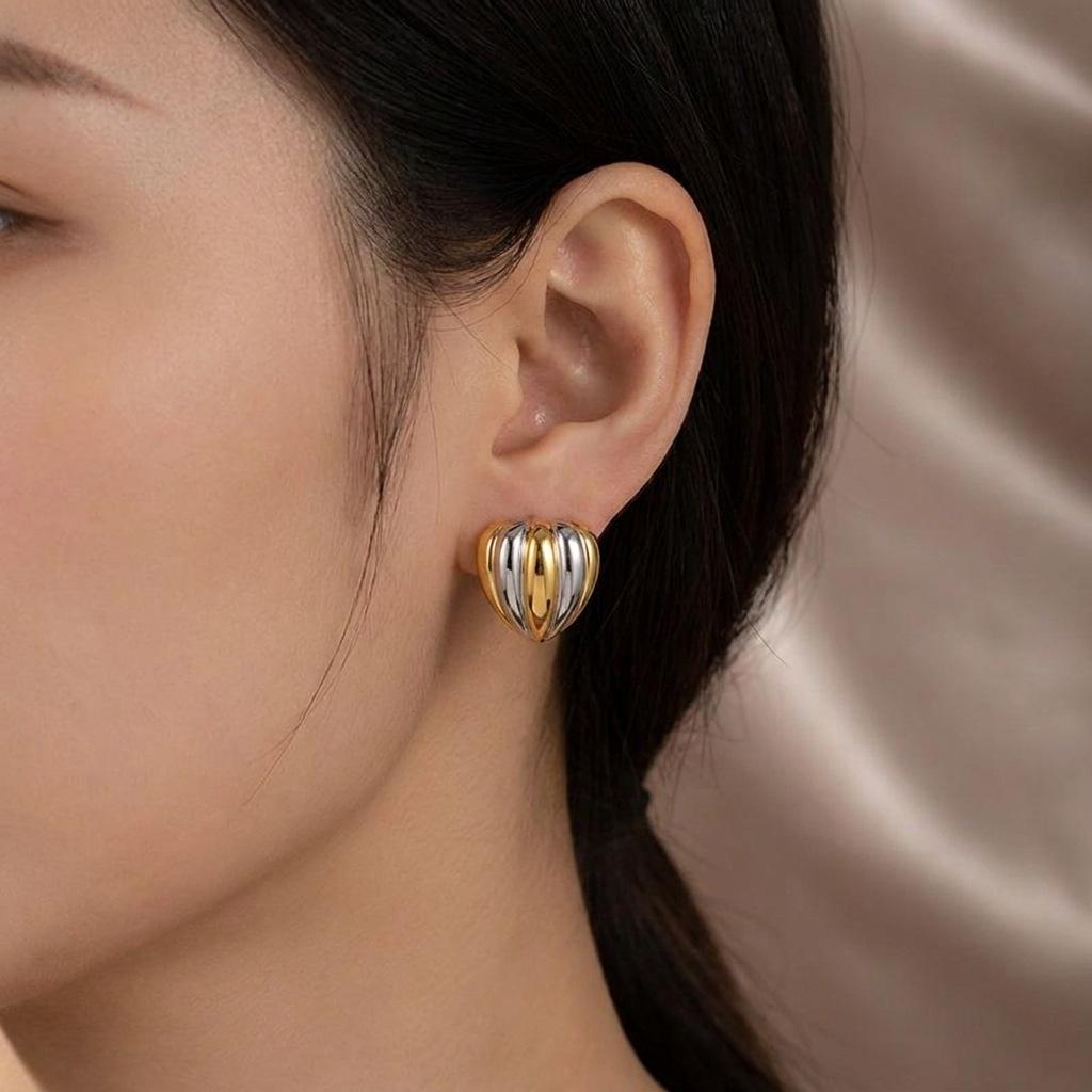 INSSGG Luxurious Gold & Silver Striped Heart Earrings - European & American Style Niche Accessories