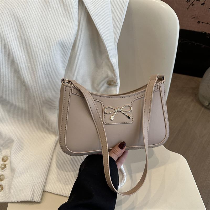 

Premium texture versatile underarm small bag women s bag 2025 new fashionable and simple portable shoulder bag baguette bag хакі