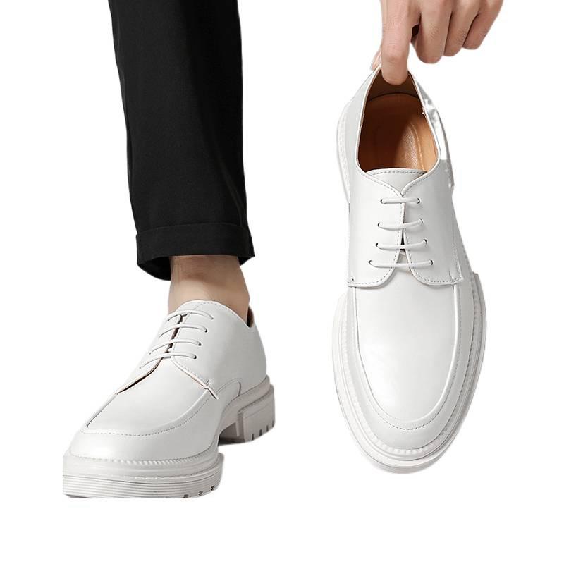 White leather shoes British photography wedding studio hosts the performance Business heightening suit best man wedding groom shoes
