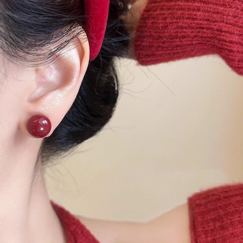 S925 Sterling Silver Red Mantou Pearl Stud Earrings - Retro Hong Kong Style, Elegant, High-End Fashion Accessories for Women