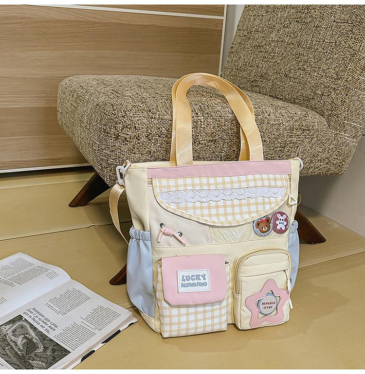 Schoolbag New High-value Japanese Ins Fresh and Sweet Plaid Girl Make-up Bag Light Shopping Large-capacity Messenger Bag