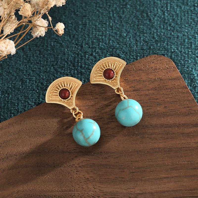 

Retro Court-Style Hanfu Earrings: Gold-Plated Copper with Imitation Turquoise