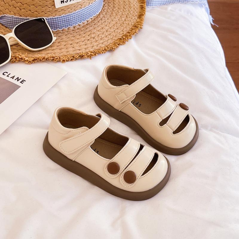 

Детская кожаная обувь в стиле ретро, ​​весенне-осенние новые повседневные туфли для девочек с мягкой подошвой, маленькие одинарные туфли с неглубоким горлышком, туфли Мэри Джейн для малышек 23 белый