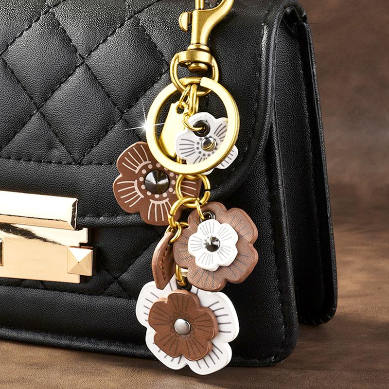 1Pc Bag Hanging Ornaments Retro Keychain Elegant Camellia Lightweight Backpack Pendant Decoration PU Multipurpose Flower