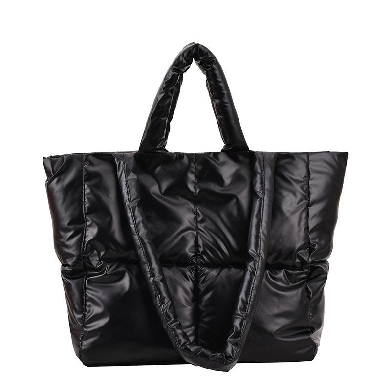 Bag women's 2026 new autumn and winter large-capacity commuting shoulder handbag niche space cotton clothes women's bag