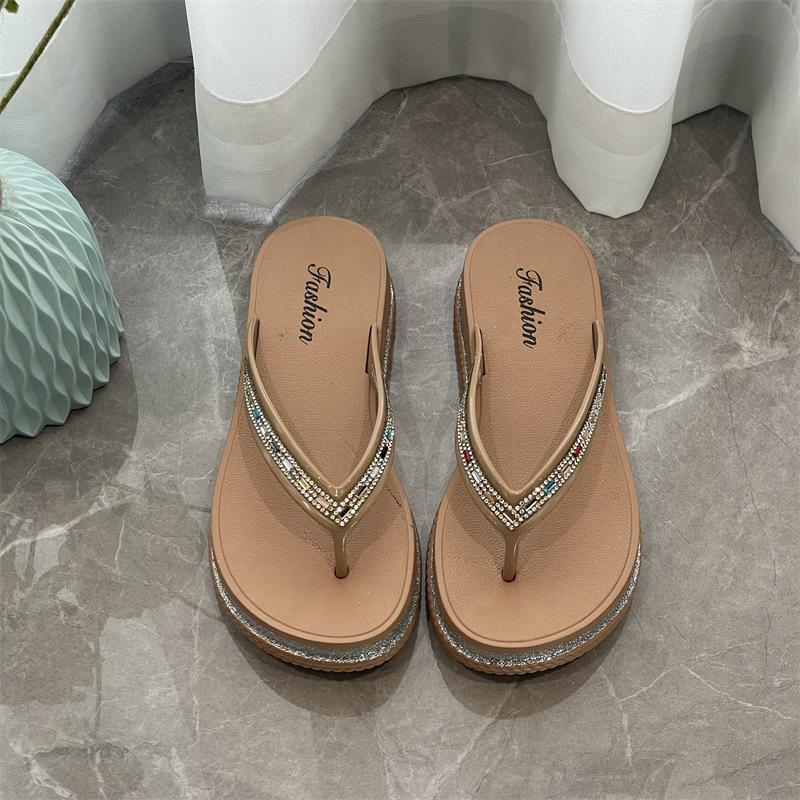 Thick-soled flip-flops women's new summer sandals outer wear toe flip-flops rhinestone fashion slippers