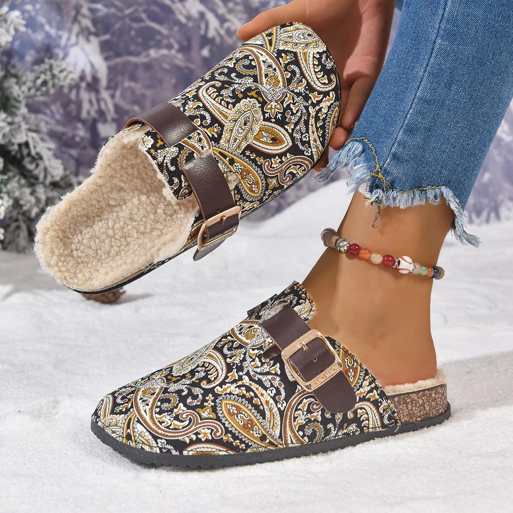 Elegant Women Slippers Fashionable New Bohemia Style Slippers Outdoor Covered Retro Shoes for Women Platform Home Slides Women