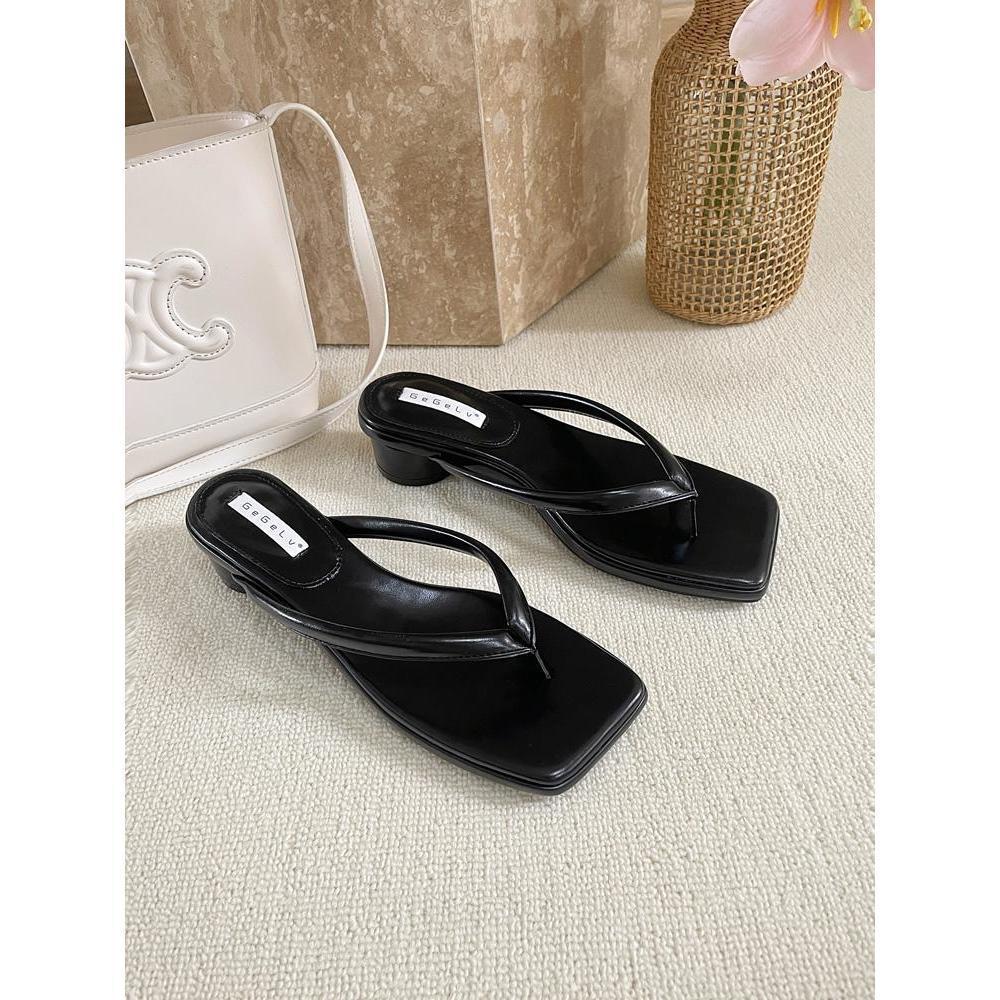 

Французские серебряные шлепанцы женская летняя мода толстые каблуки сдавливают ноги пляжные тапочки нескользящие сандалии 39 чёрный