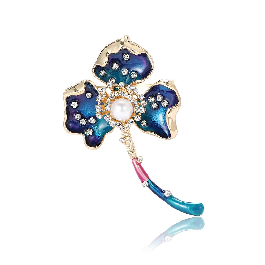 Delicate Alloy Enamel Rhinestone Clover Flower Brooch Elegant Versatile Women'S Clothing Corsage Ornament Pin