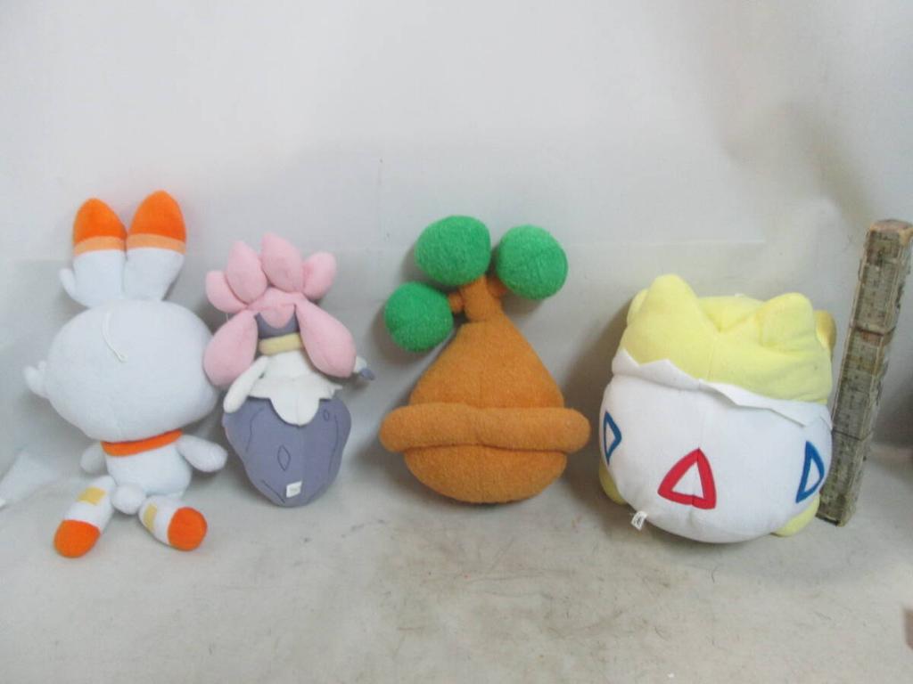 Pokémon Scorbunny plush toys pieces Shipping costs are listed in the product Diancie, Bonsly, Togepi, (4 total, 35cm). description