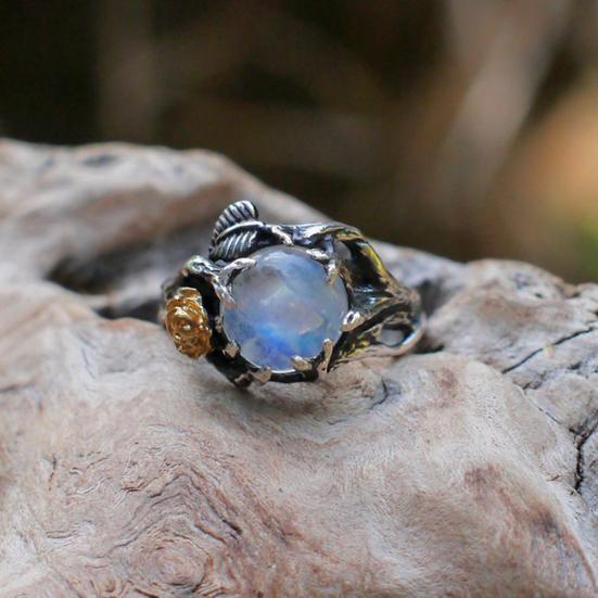 Vintage Faux Moonstone Round Leaves Women Inlaid Rose Ring Party Jewelry Decor