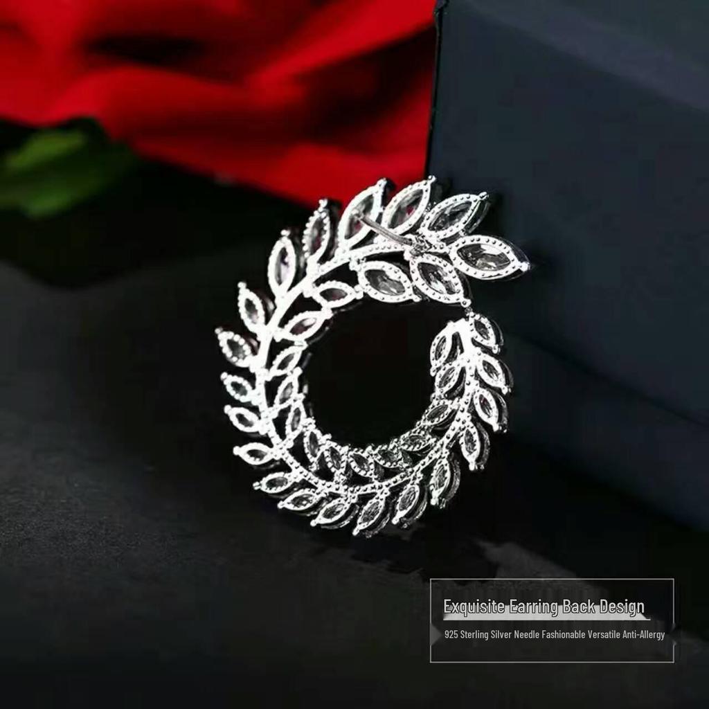 European & American Fashion Leaf Wreath Stud Earrings with Micro-Inlaid Horse Eye Zirconia for Women