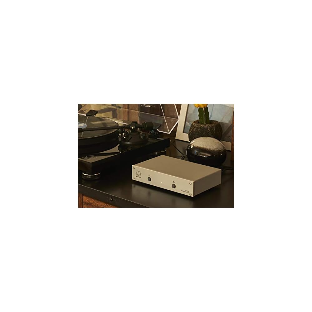 Audio-Technica AT-PEQ30 Phono Equalizer/Phono Preamplifier for Record Players/Turntables: Compatible with VM/MM/MC cartridges, low noise, machined alu