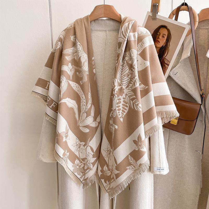 Fashion Versatile Women'S Imitation Cashmere Warm Scarf Wind Grotesque Plant Print Square Scarf Shawl