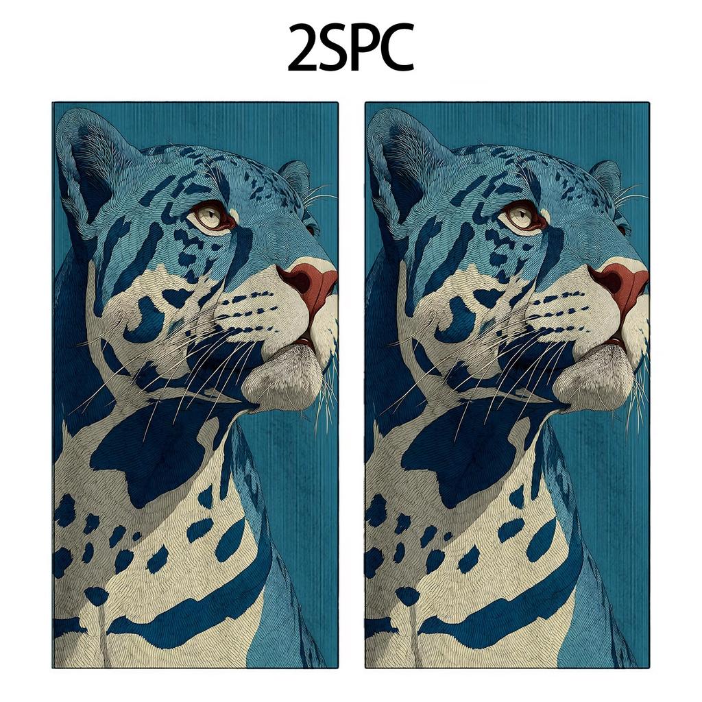Blue and White Leopard Print Pattern Polyester Microfiber Beach Towel Is Highly Absorbent, Suitable Swimming and Beach Outings