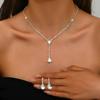 Set da sposa: Set minimalista di collana e orecchini a goccia con diamanti