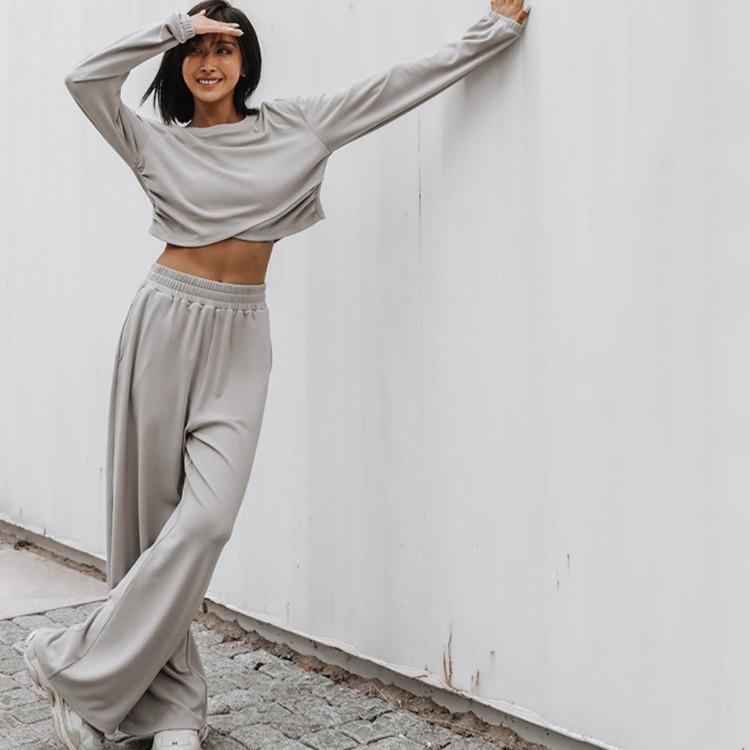 Women Autumn Winter Loose Hoodies Suit Long Sleeve O Neck Top with Wide Leg Pants Solid Color