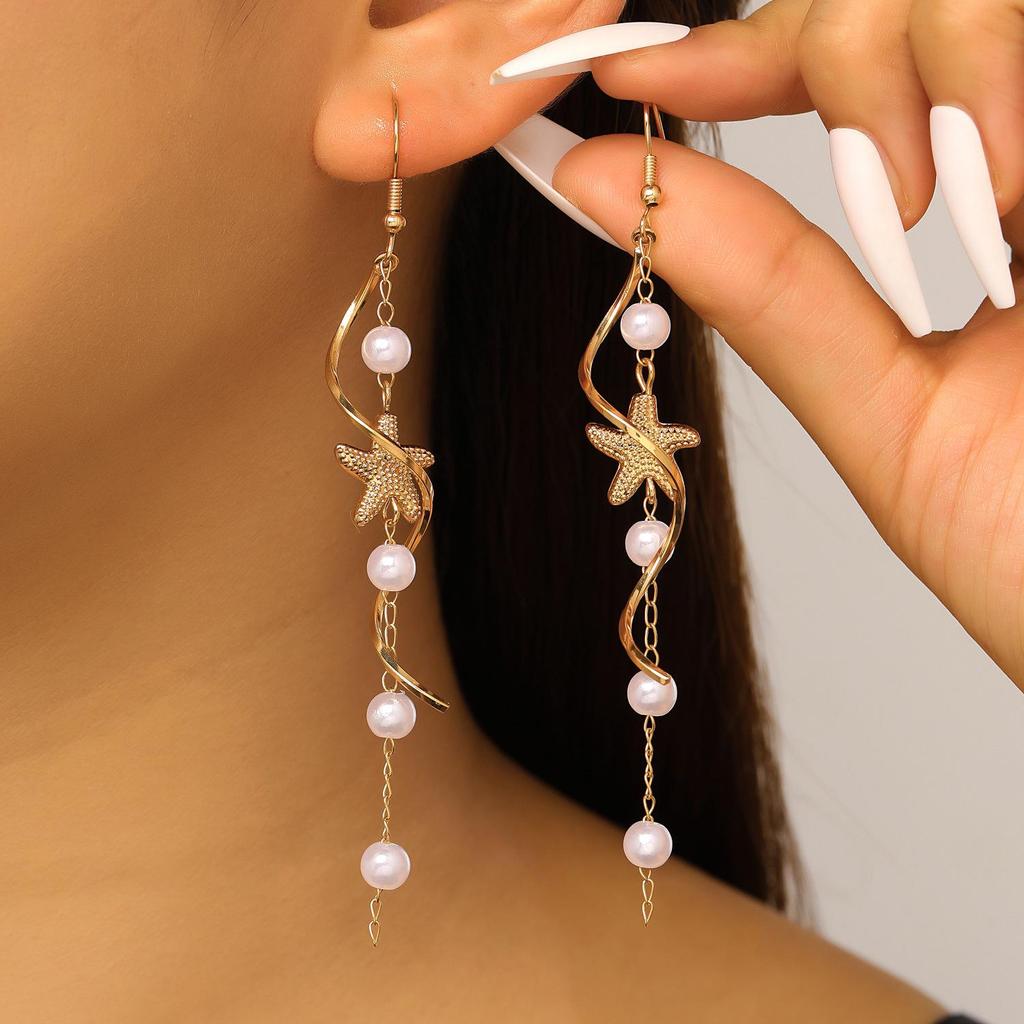 Luxury Flower Diamond Tassel Long Earrings: Elegant Alloy Leaf Design