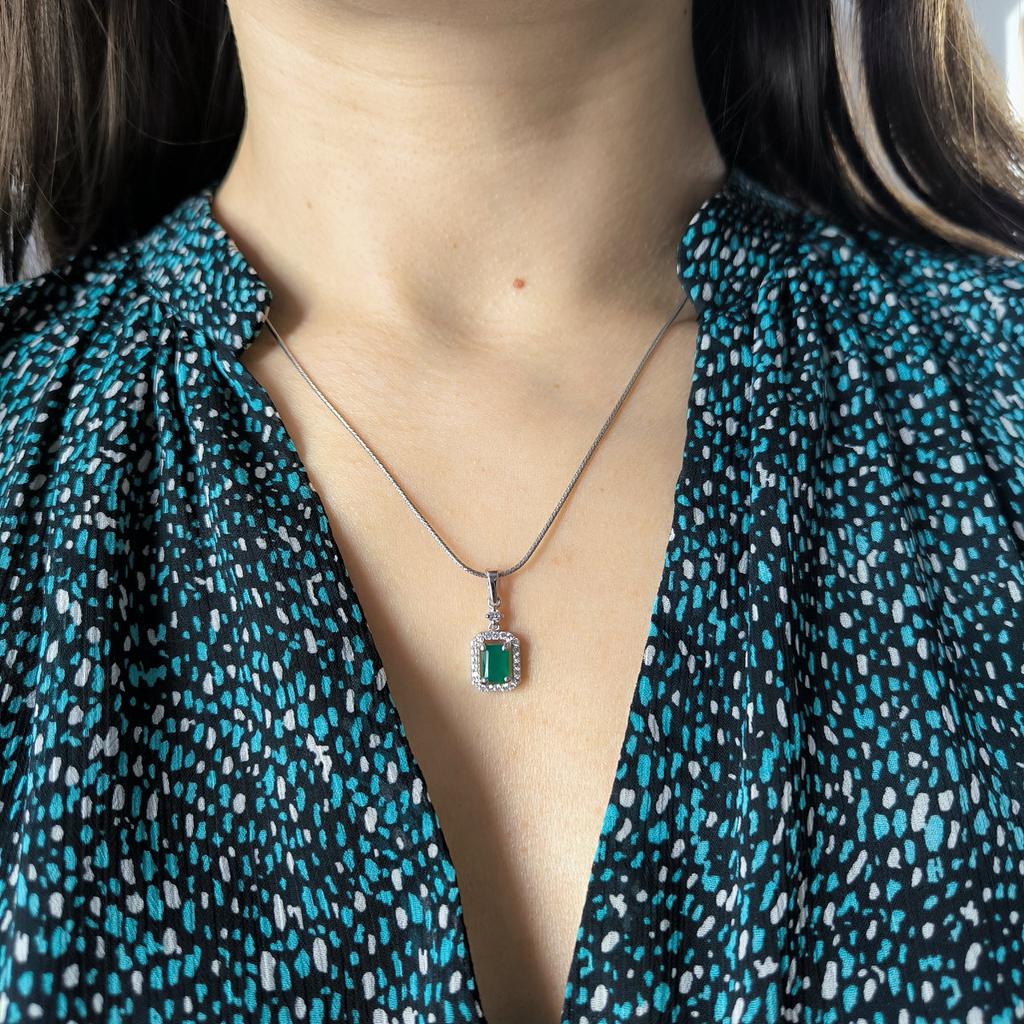 Серебряная подвеска с агатом 1.543ct, фианитами (2208266)