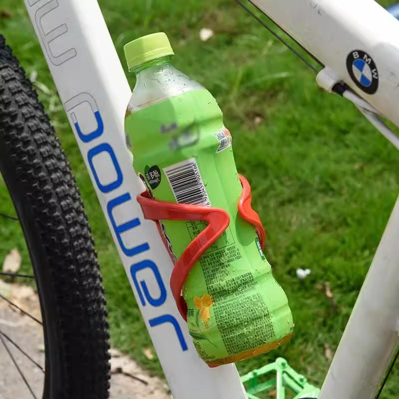 Mountain bike water bottle holder; Road bike water cup holder; Universal equipment; Bicycle accessories.