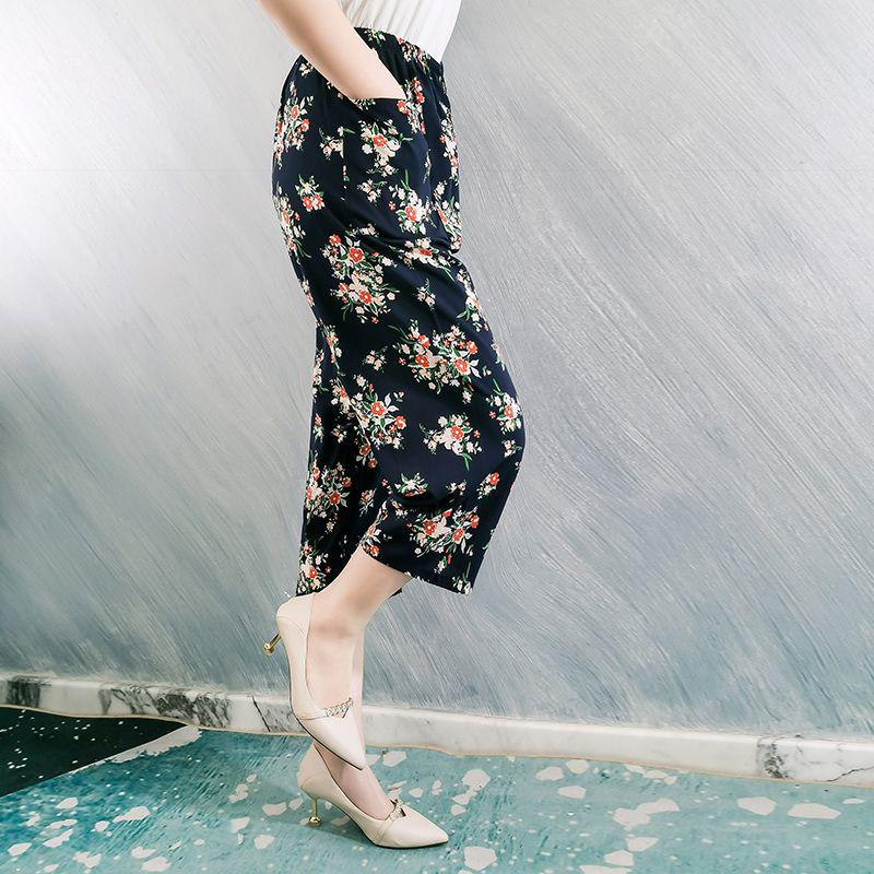 

Polka Dot Cotton Silk Loose Over-the-Knee Summer Pants 2XL (90-120 catties)