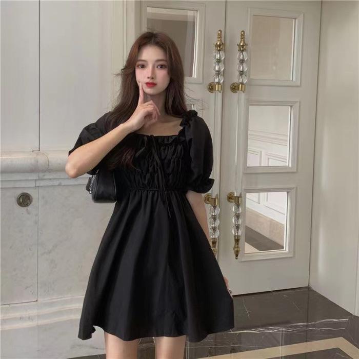 

Черное платье в стиле Хепберн с узкой талией и квадратным воротником, лето 2024 г. Small чёрный