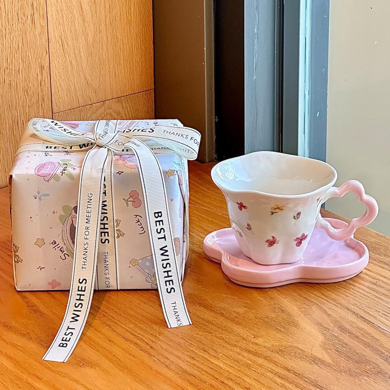 High-value French small floral coffee cup, ceramic cup and saucer set, practical gift box for girls' girlfriends