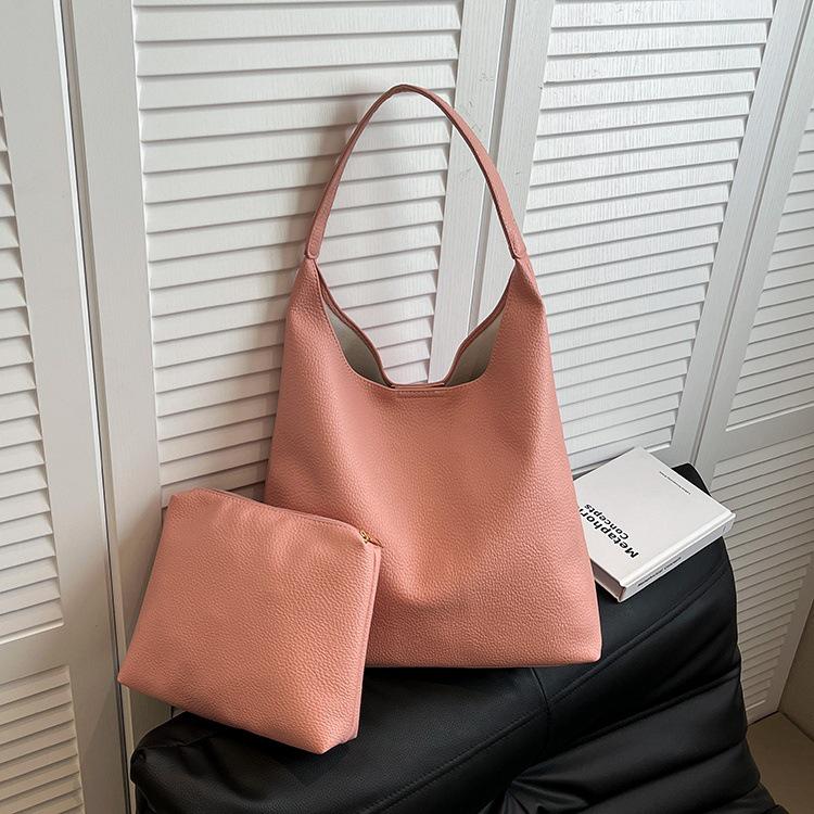 Women's Large Capacity Retro Frosted Shoulder Bag, 2023 Autumn/Winter Collection – Versatile Mother-Child Bucket Style