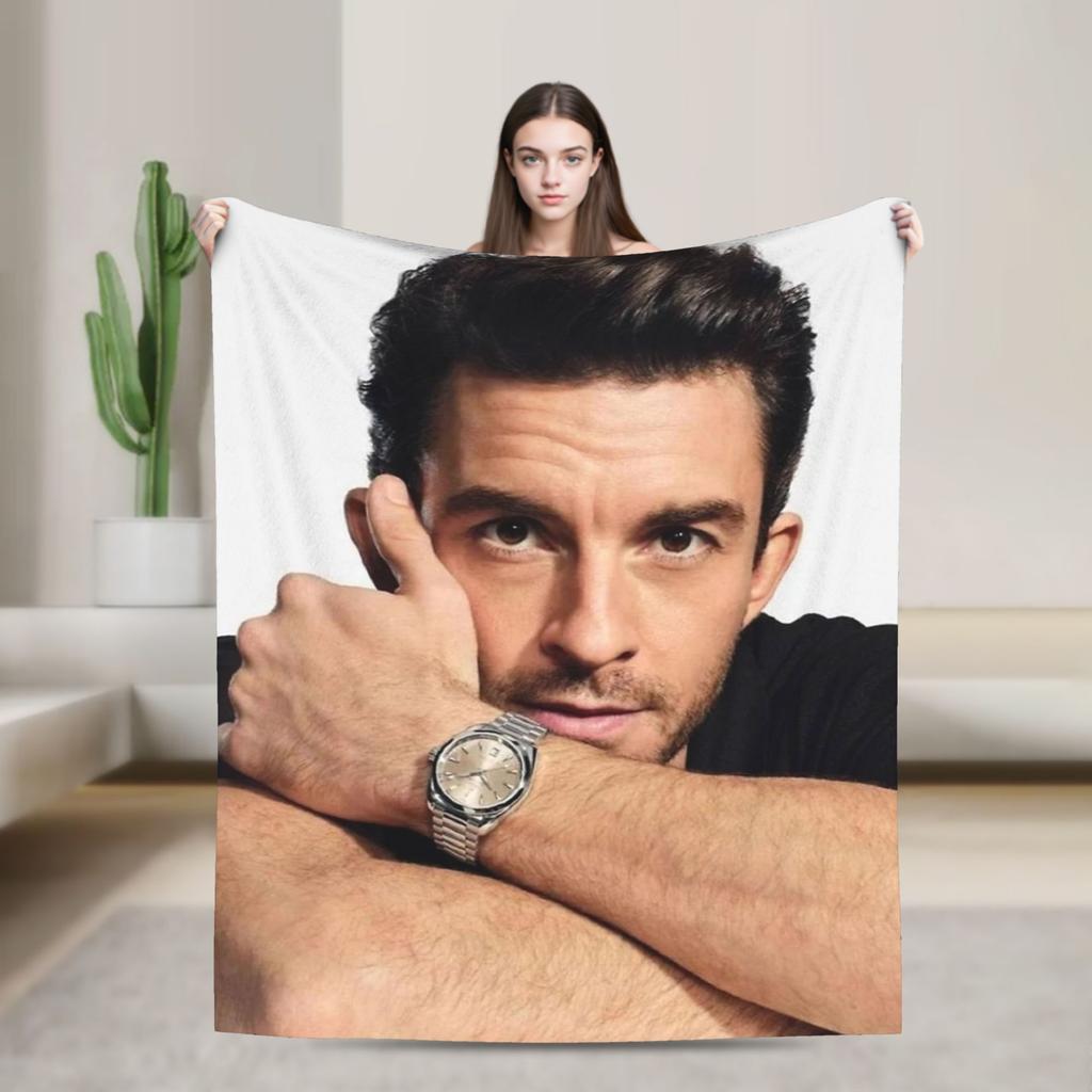 Jonathan Bailey Retro Plush Blanket Boy Girl Flannel Throw Blanket For Living Room Warm Design Quality Bedspread Birthday Gift