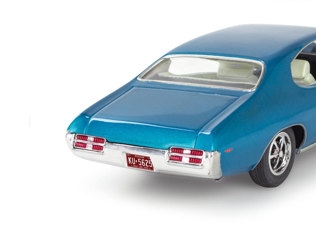 Revell (Germany) and Revell (American) 1/24 69 Pontiac GTO The Judge Plastic Model 14530