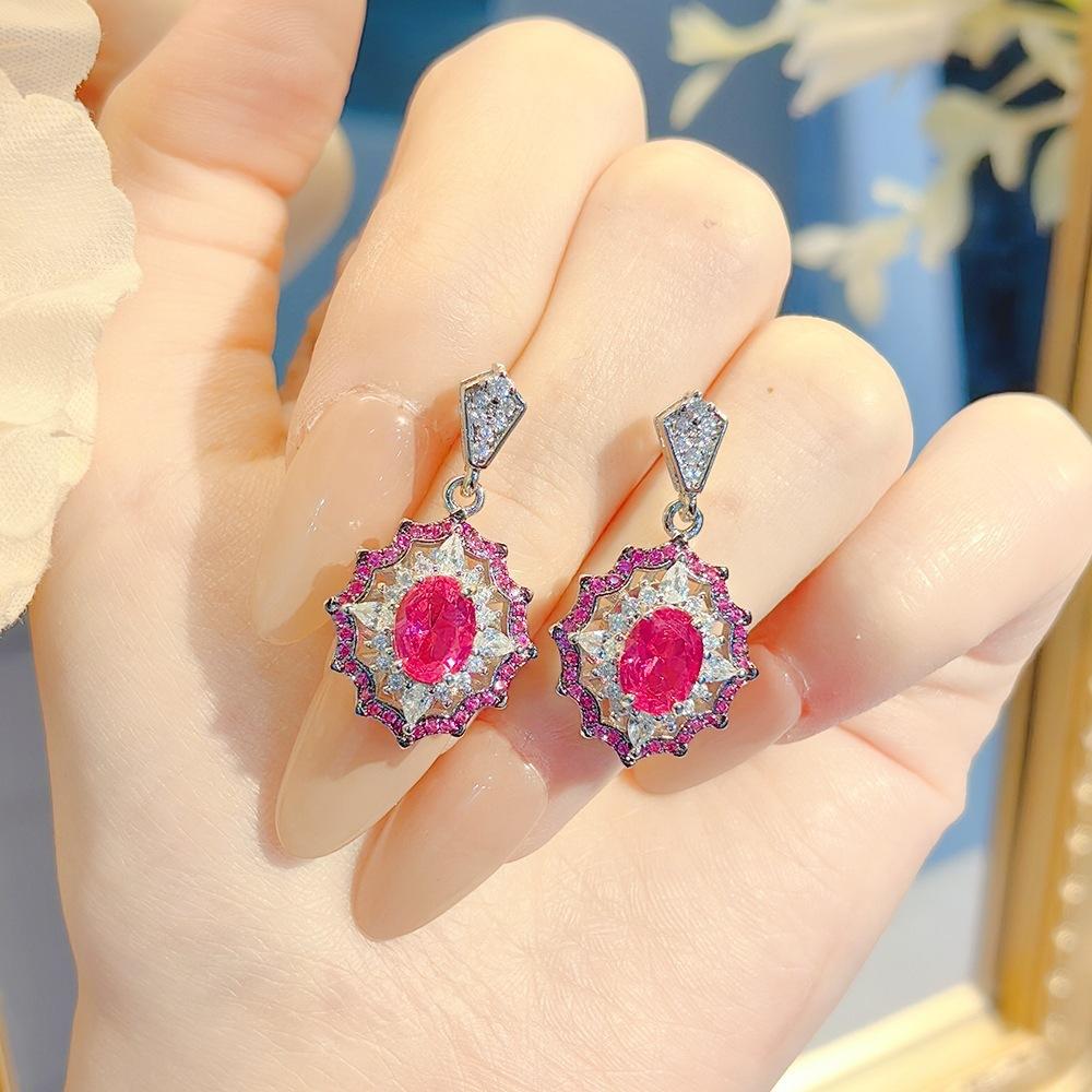 Lighting Color-Changing Red Corundum Set, High Carbon Diamond Ring, Two-Color Black Gold Pendant Necklace, Blue Pointed Crystal Colored Treasure Stud