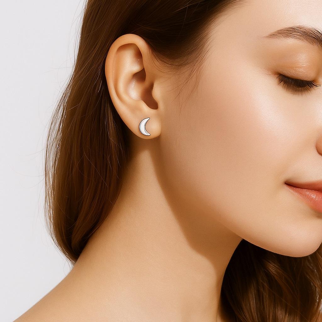 925 Sterling Silver Half Moon Stud Earring