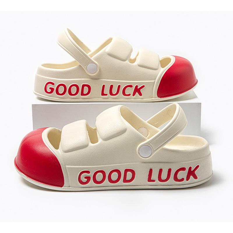 Fashion Summer Women Slippers EVA Platform Clogs Outdoor Beach Sandals Garden Shoes Mixed colors Comfortable Indoor Home Shoes Female