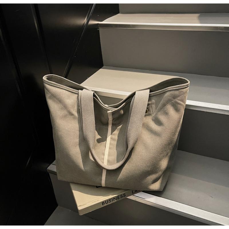 Simple literary tote bag women's spring leisure large-capacity shoulder bag commuter versatile underarm bag