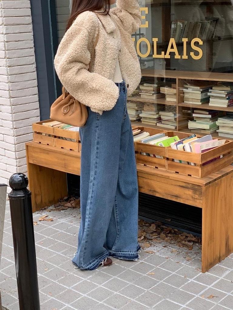 Korean Chic Plus Size Lapel Cardigan: Autumn/Winter Warm Loose Double-Sided Long Plush Coat for Women