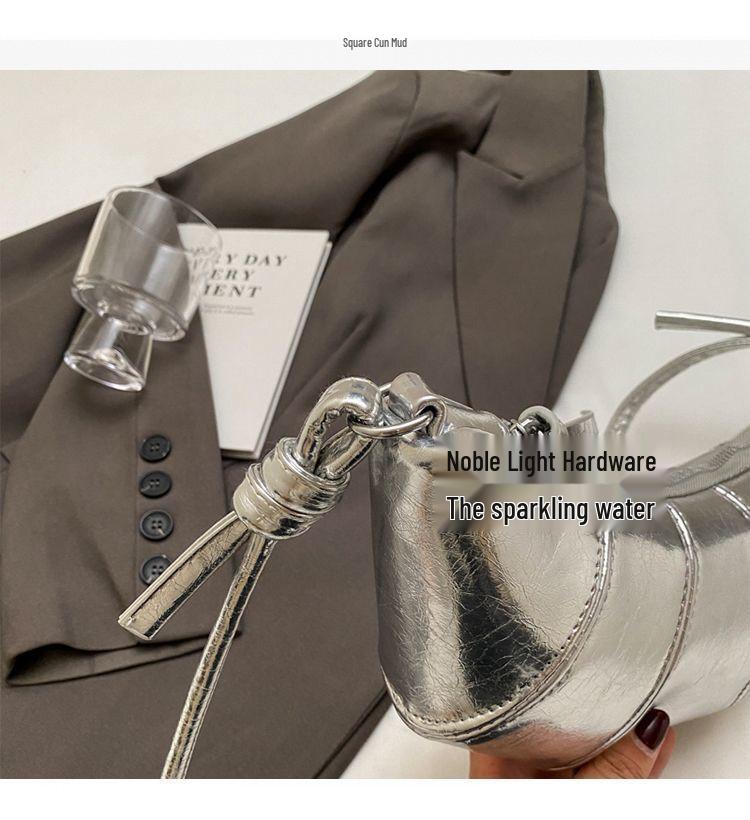 Niche Croissant Summer Women's Casual Simple Crossbody Bag for Daily Commute