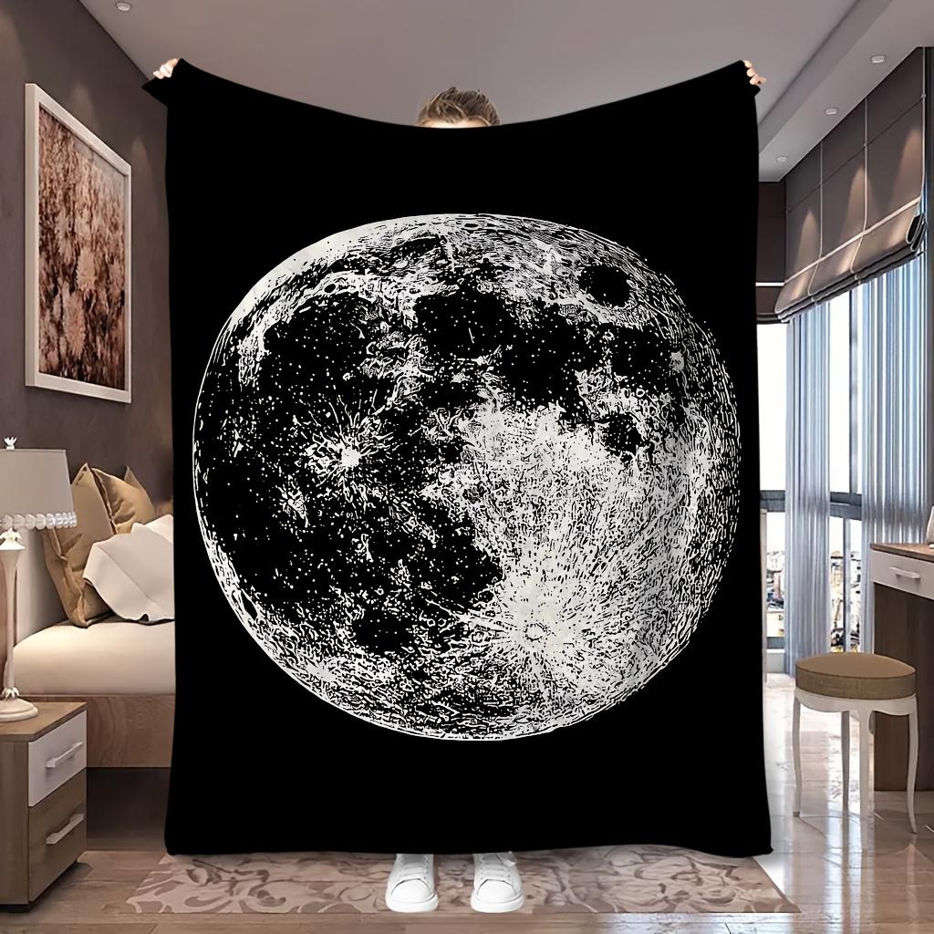 1pc Full Moon Black Background Art Print Flannel Blanket, Portable And Skin-Friendly Soft Blanket, Suitable for Blankets, Bed Covers, Living Room Sofa