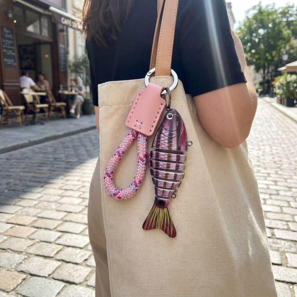 Novelty Multi-jointed Fish Keychain Hand-wrapped Leather Wooded Keyring  Backpack Decor