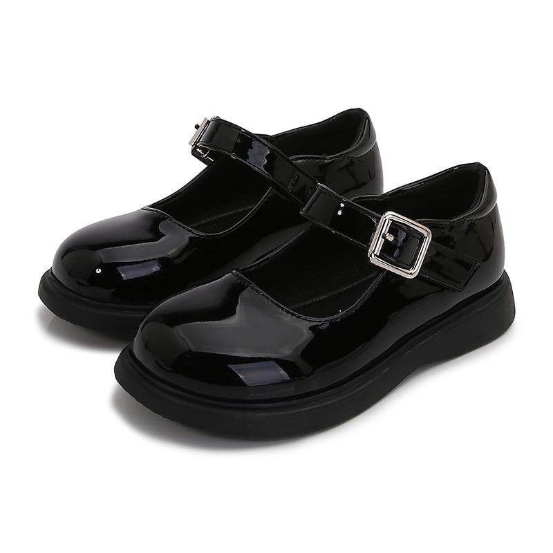 

Girls shoes, little girls British-style leather shoes, new spring and autumn models, soft-soled shoes for older children, student performance shoes 26 чёрный