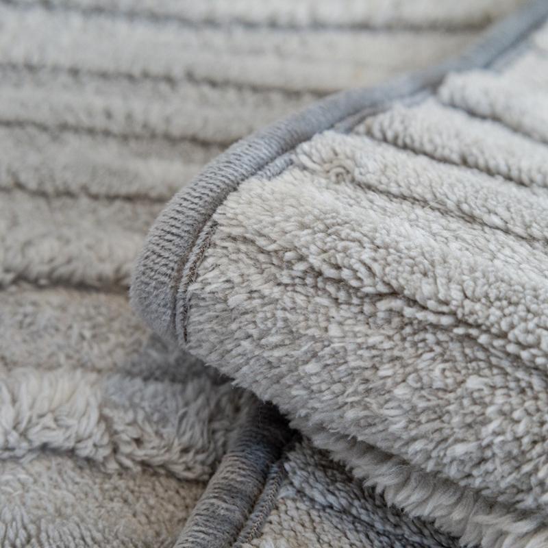 Luxurious Plush Non-Slip Sofa Mat Simple Modern Autumn and Winter Warm Sofa Towel Covers Nordic Solid Color Jacquard Sofa Cover