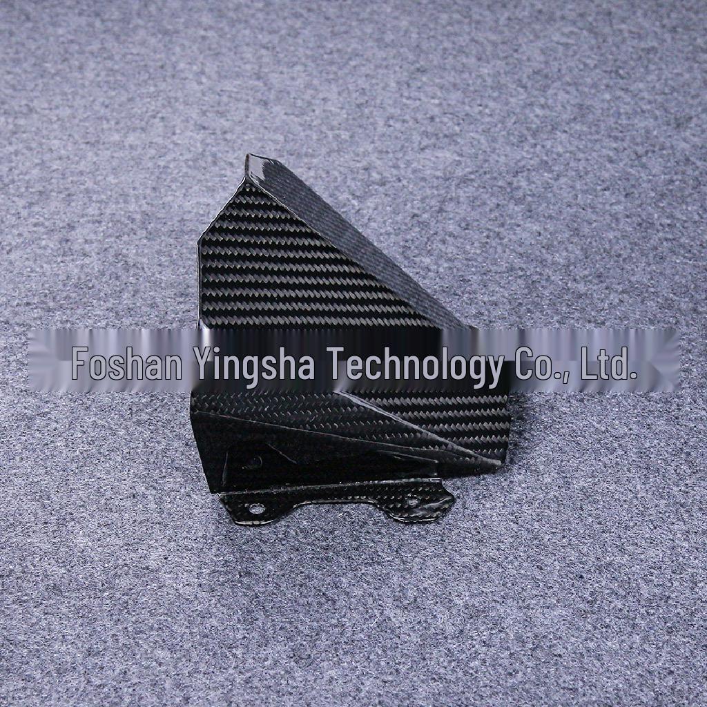Yamaha MT09/FZ09 2020+ Carbon Fiber Windshield Accessory