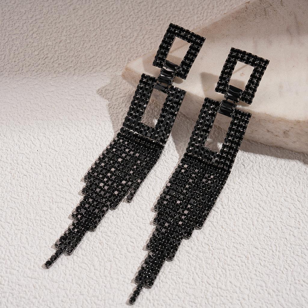 Zircon diamond-encrusted hollow square fringed silver needle earrings, dark wind personality, light luxury earrings.