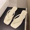Flat-bottomed flip-flops women's shoes summer new niche retro versatile outer wear toe beach sandals