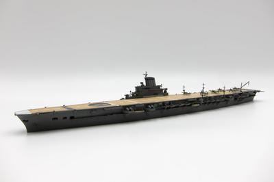 Sonderserie Japanischer Marine-Flugzeugträger Taiho, Plastikmodell 1/700, Nr. 21 (Holzdeck)