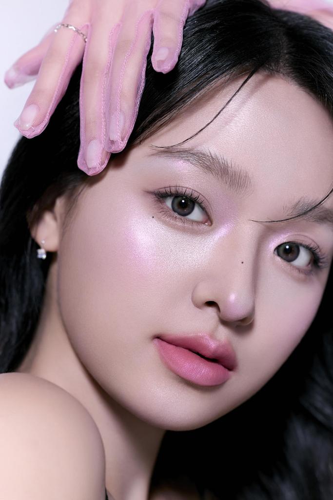 Highlight Face Fill Volumizer Highlighter PO01 Disco Powder Gloss mude.